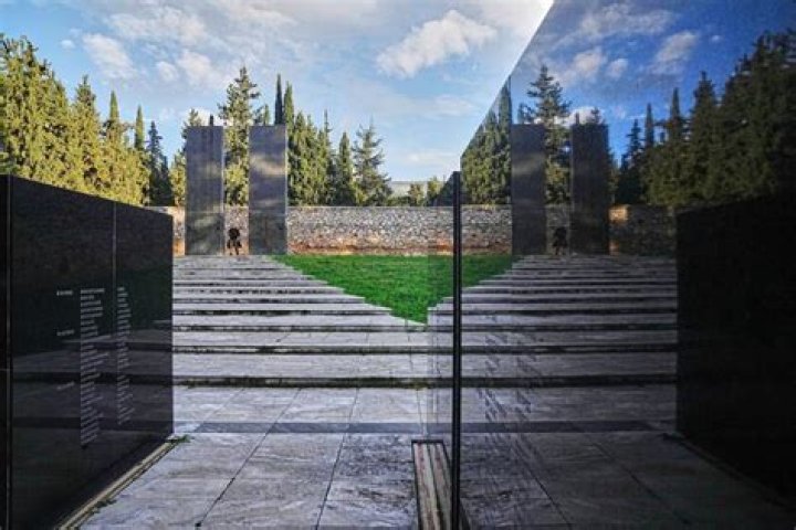 How did hijackers get past airport security?