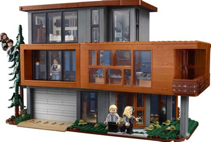 How did the Cullens get rich?