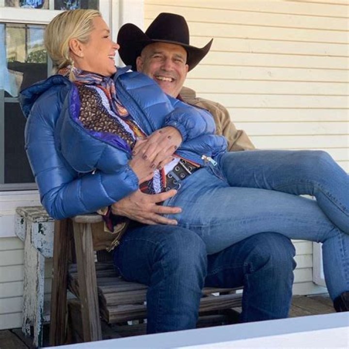 How did Yolanda Meet Joe jingoli?