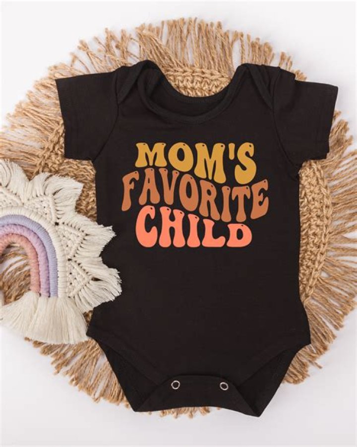 How do I become my mom's favorite child?