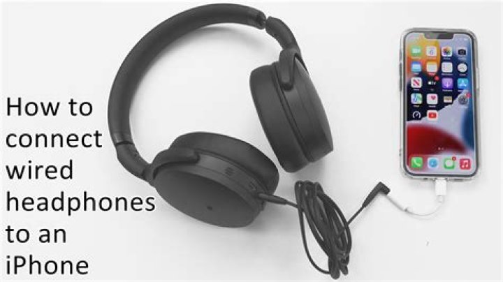 How do I connect my wired headphones to my iPhone XR?