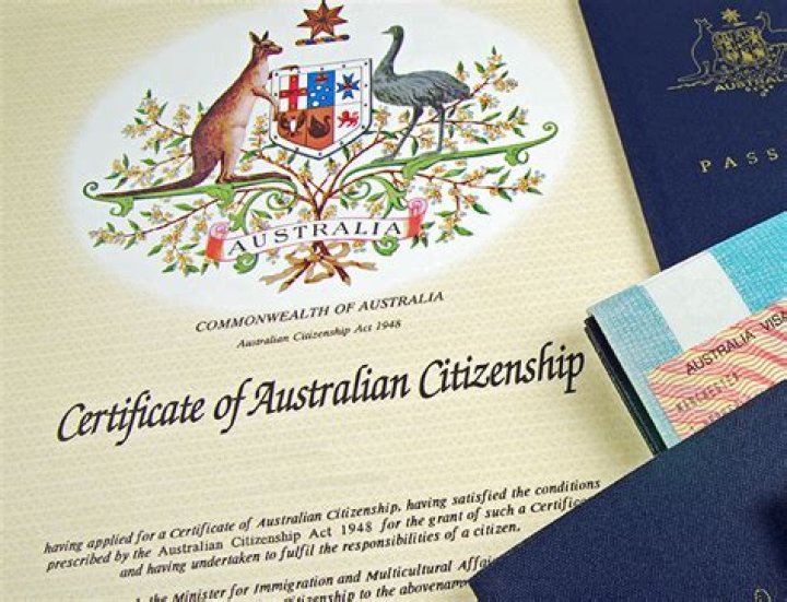 How do I get Australian citizenship?