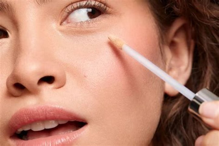 How do you choose under eye concealer?