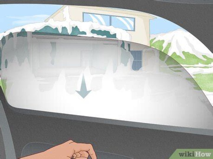 How do you defrost a windshield without cracking it?