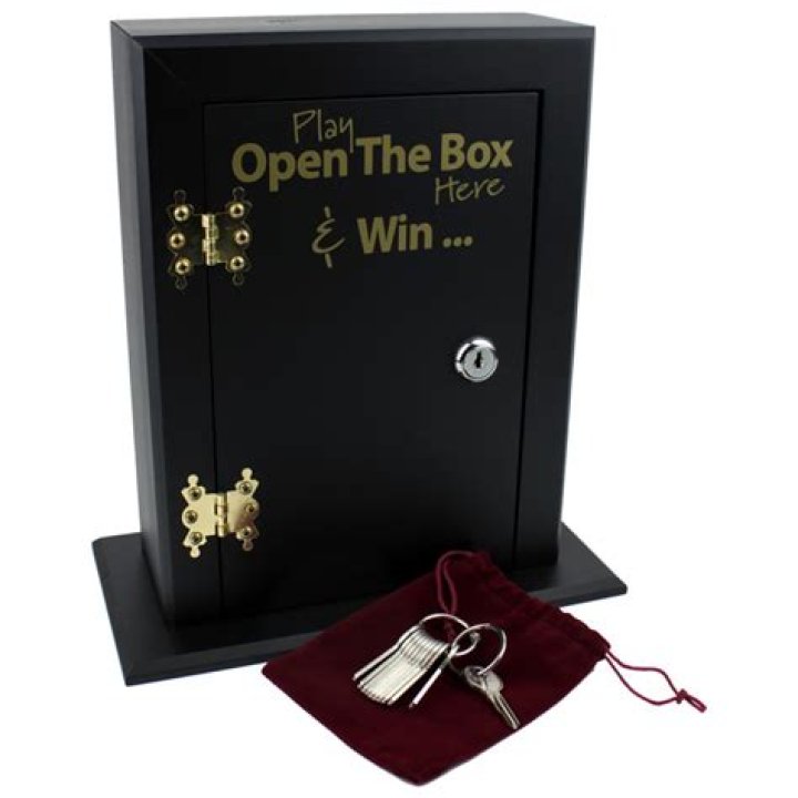 How do you play pub open the box?