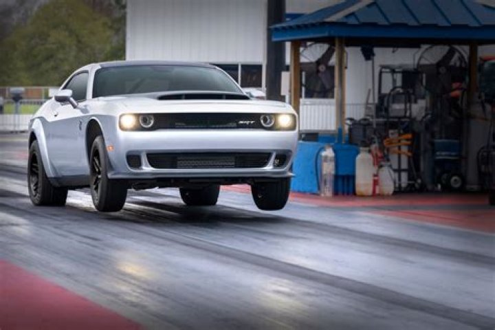 How fast is a stock Hellcat?