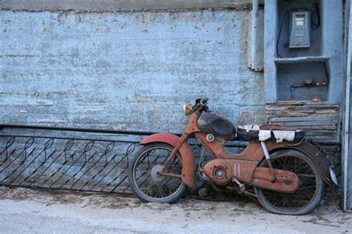 How long can you leave a motorcycle sitting?