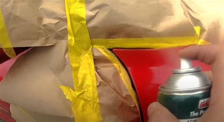 How long does fabric spray paint last?