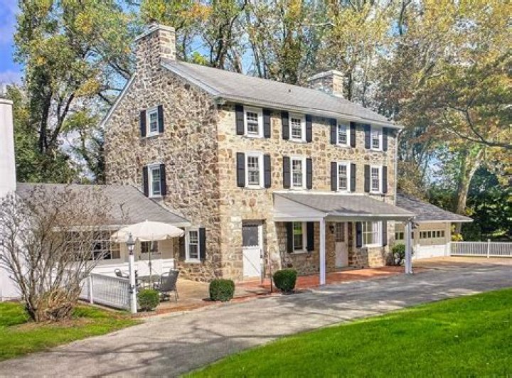 How long does it take to repoint a house?