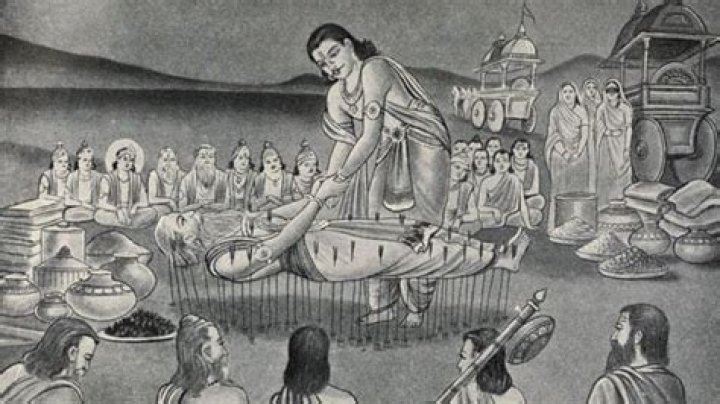 How long was Bhishma on Arrow bed?