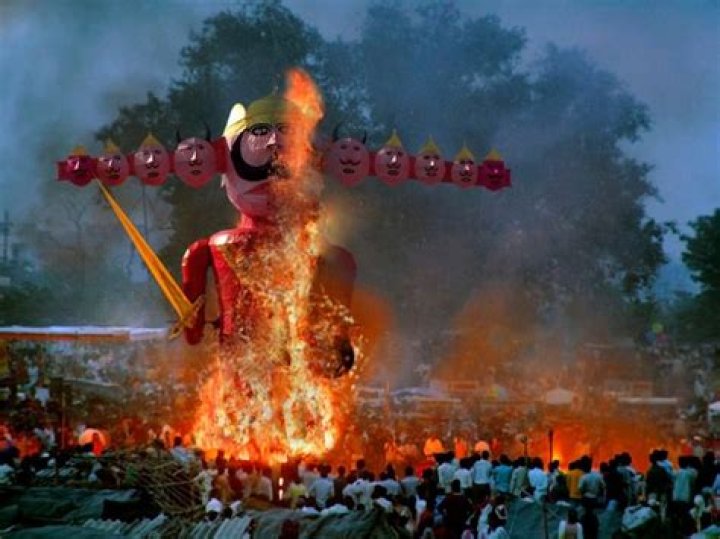 How many years did Ravana live?