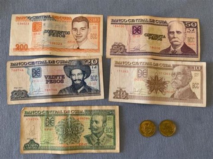 How much cash should I bring to Cuba?