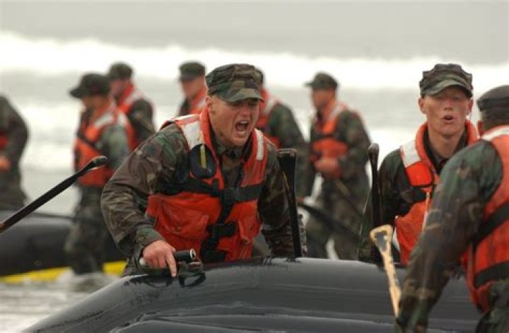 How much do Navy SEALs get paid?