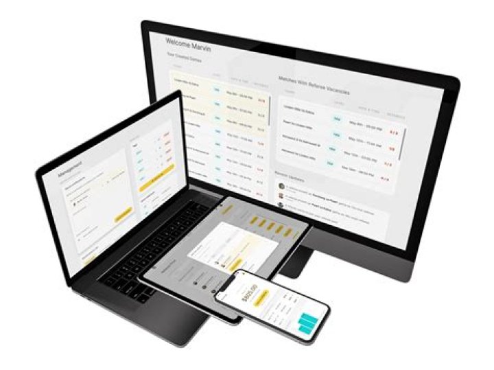 How much do NFL umpires make?