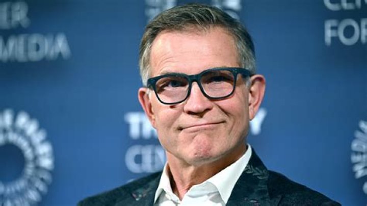 How much does the CEO of Aldi make?