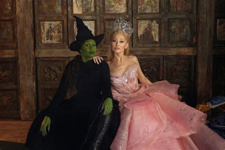 How old was Ariana Grande when she got married?