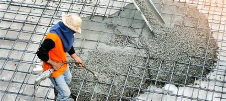 How soon should you start watering concrete?