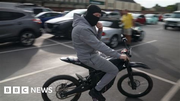 Is being a nomad illegal UK?