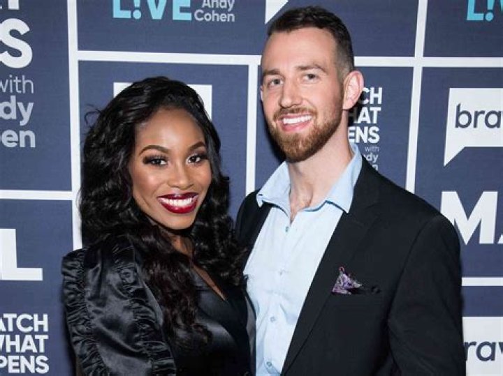 Is Cameron Hamilton still married?