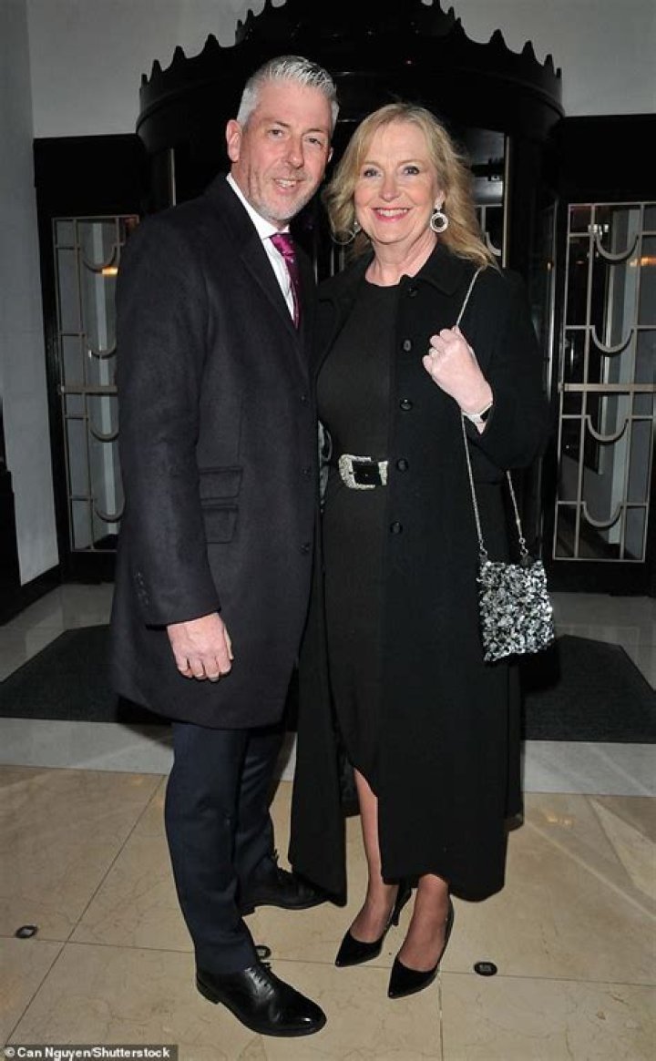 Is Carol Kirkwood in a relationship?