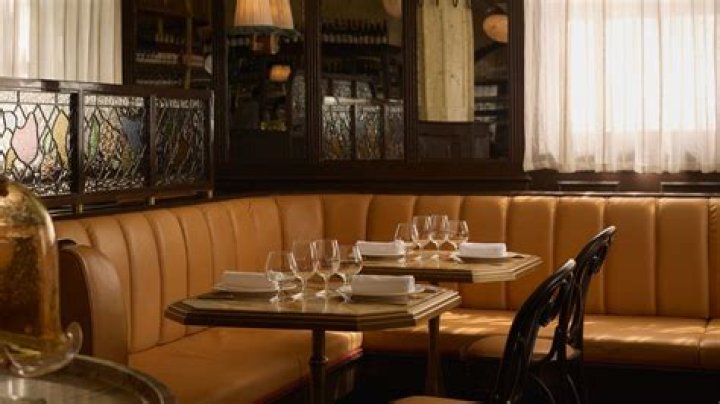 Is French exit rude?