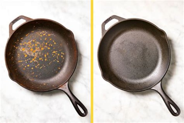 Is it OK to cook in a rusted cast iron pan?