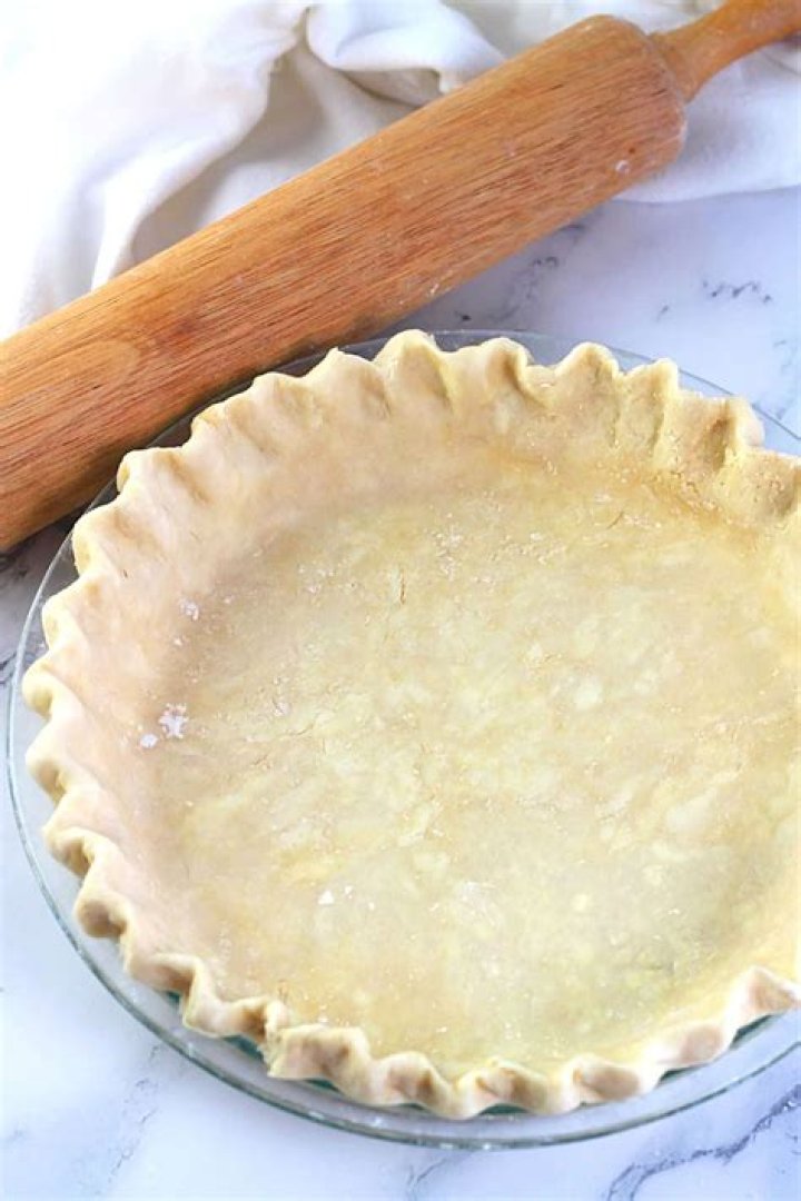 Is pastry crust same as pie crust?