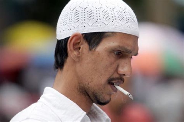 Is smoking in Islam haram?