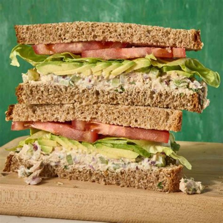 Is tuna sandwich good for weight loss?