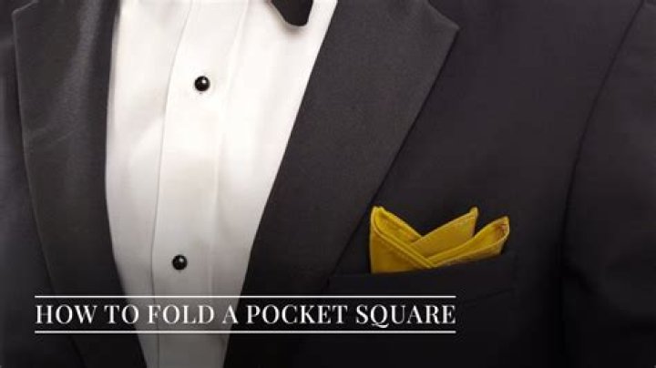 Should I wear a pocket square to an interview?