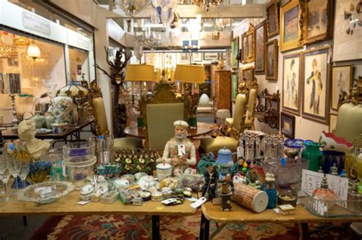 What antiques are selling in 2021?