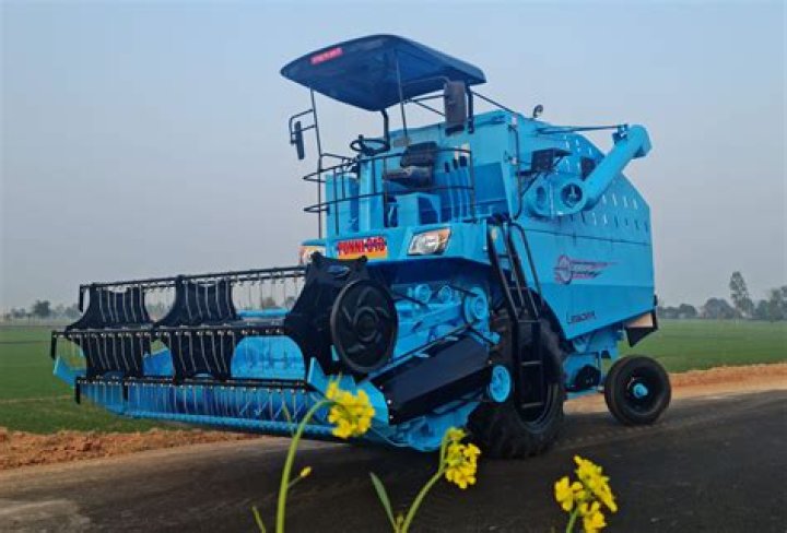 What are straw walkers on combine?