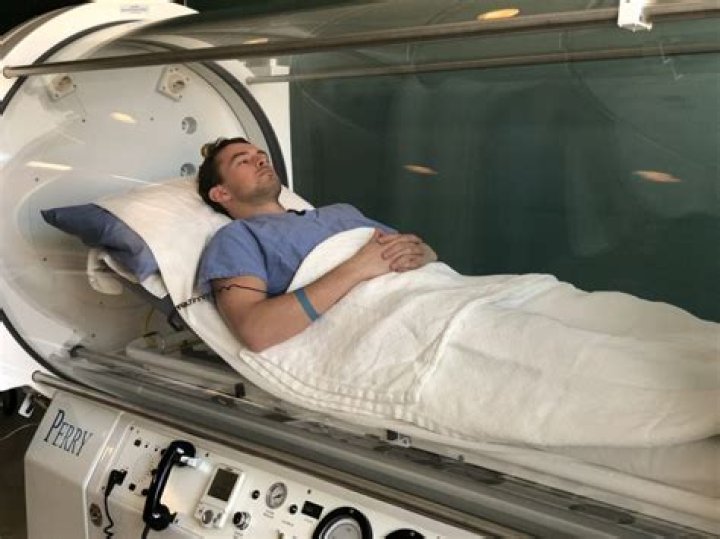 What are the benefits of hyperbaric oxygen therapy?