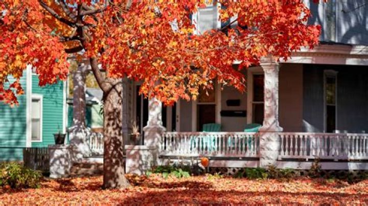 What are the main things that sell a house?