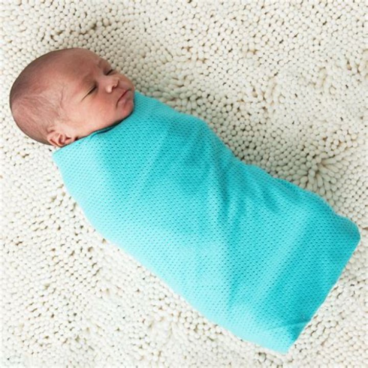 What blankets to use for newborn?