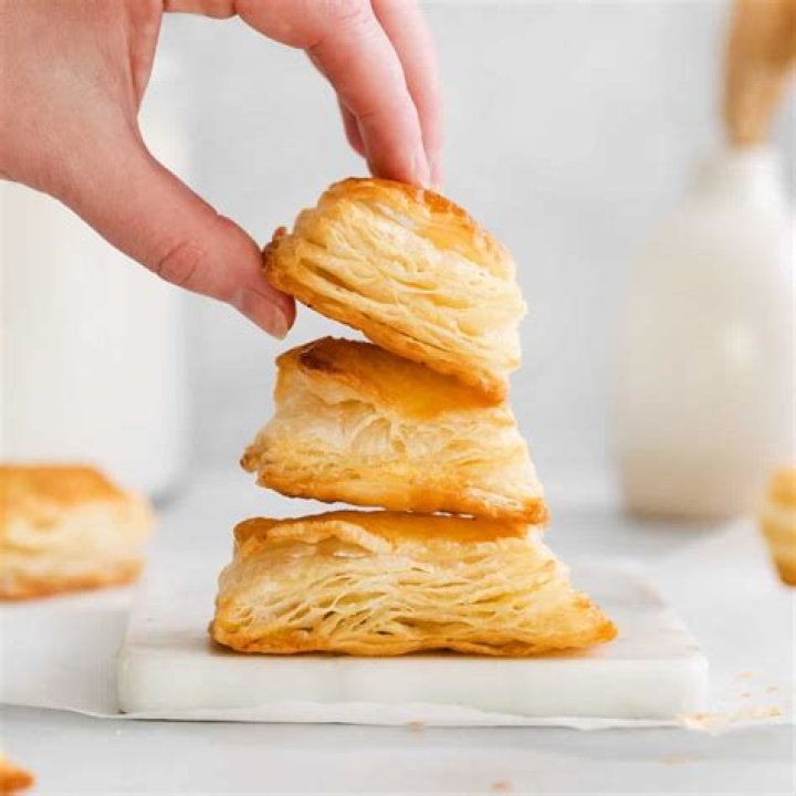 What do you brush over puff pastry?
