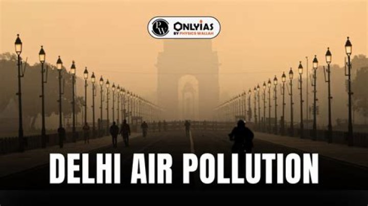 What does Delhi smell like?