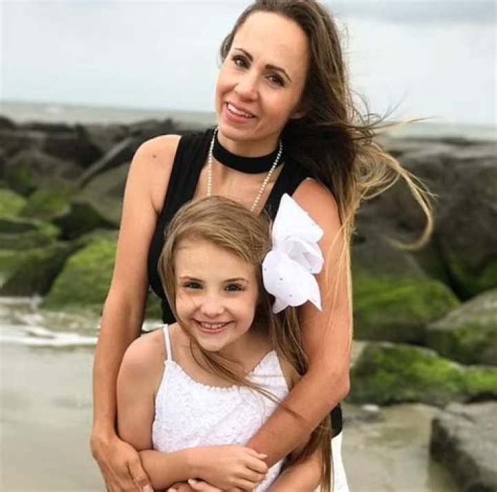 What happened to Stabler's daughter Maureen?