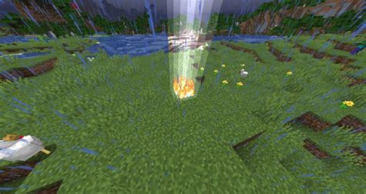 What happens when a turtle is struck by lightning in Minecraft?