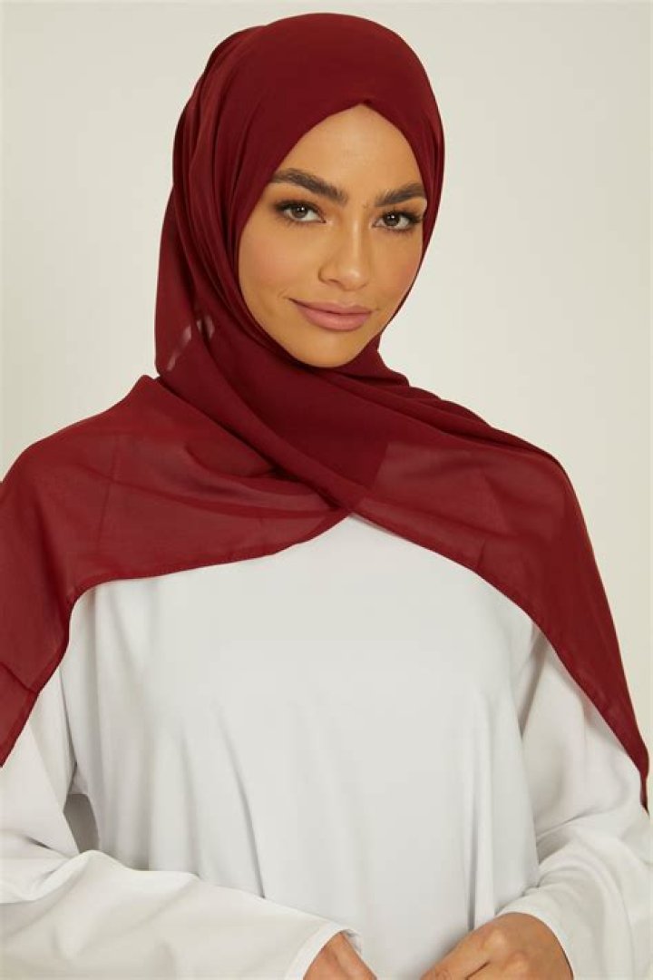 What is a Georgette hijab?