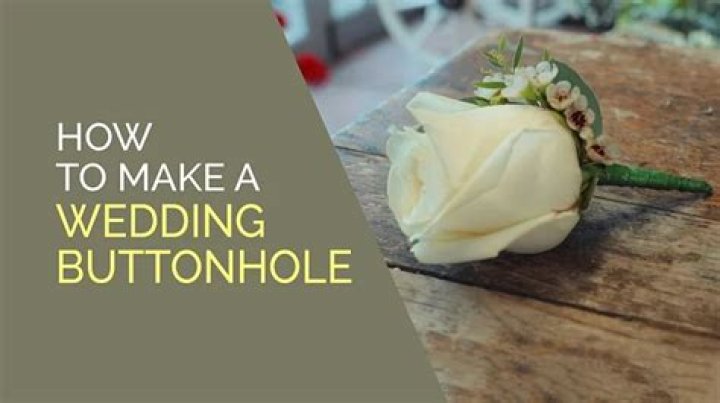 What is a ladies buttonhole called?