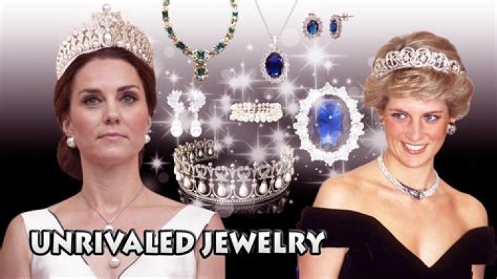 What is Queen Elizabeth's favorite piece of jewelry?