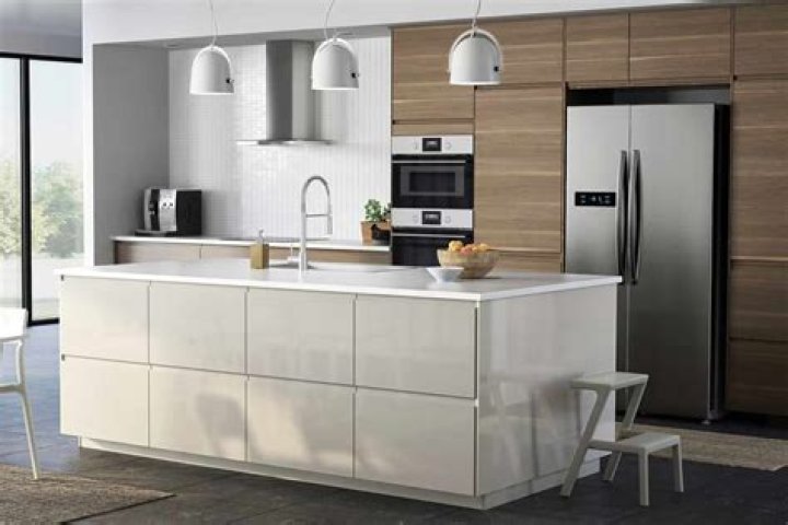 What is the average cost of an IKEA kitchen?
