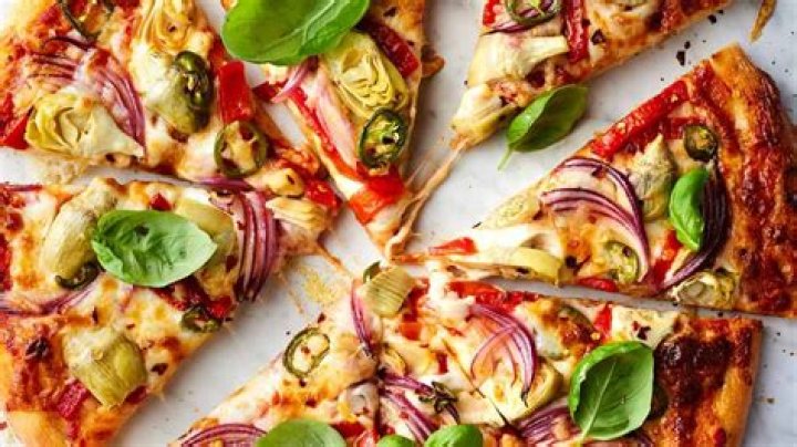 What is the healthiest pizza to eat?