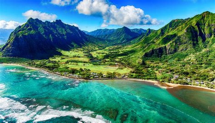 What is the prettiest Hawaiian island?