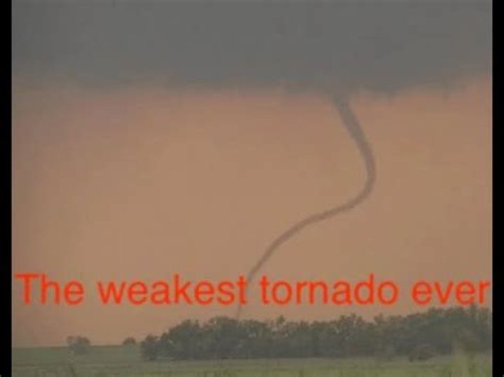 What is the weakest tornado?