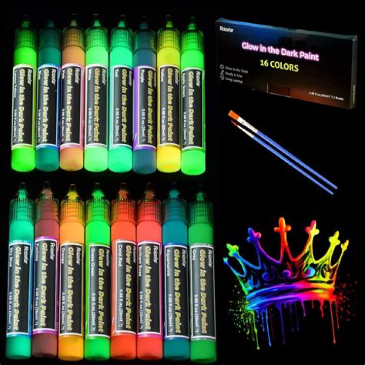 What liquid glows in blacklight?
