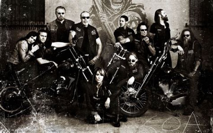 What MC is Sons of Anarchy based on?