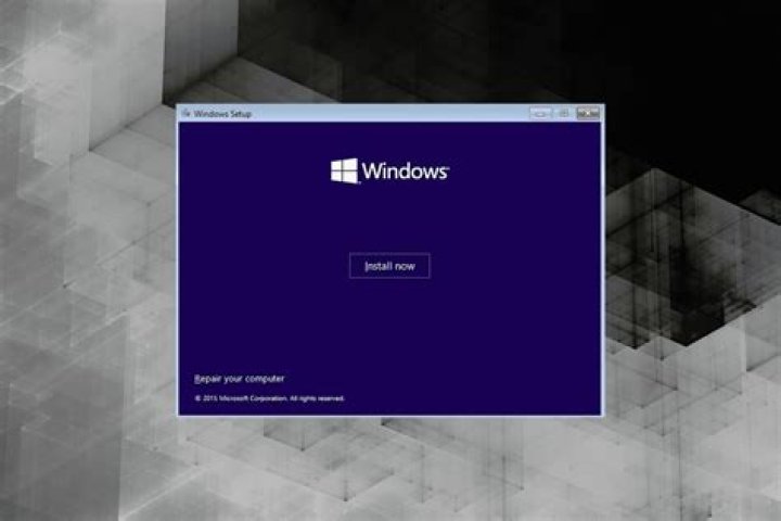 What size SSD do I need for Windows 10?