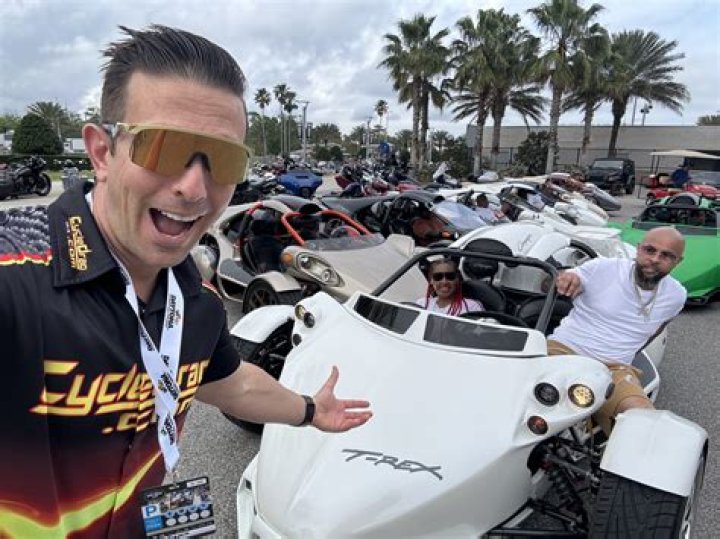 What stops faster a car or a motorcycle?